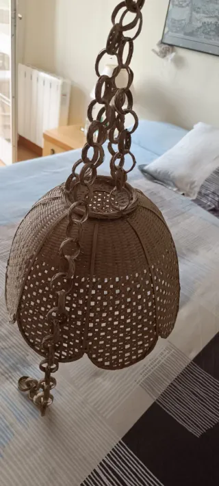Lámpara de techo de mimbre