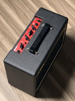 Amplificador Bajo Vox Pathfinder 10