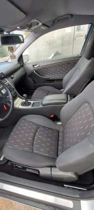Mercedes-Benz Clase C 2003