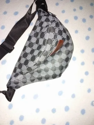 Bolso de hombro con estampado