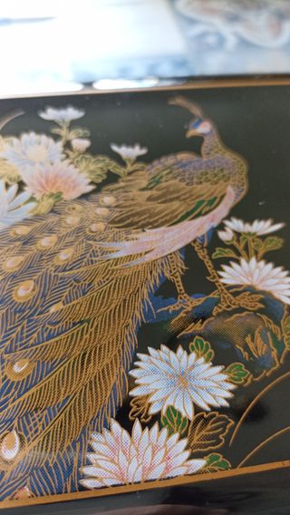 Joyero negro y rojo con espejo