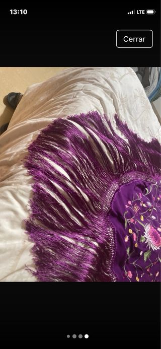 Traje de Flamenca con Mantón Morado