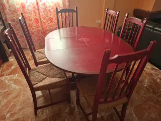 Mesa de comedor y 6 sillas