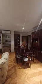 Salón completo de madera