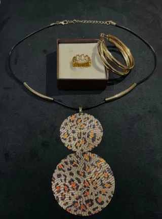 Pack Bisutería Oro y Multicolor