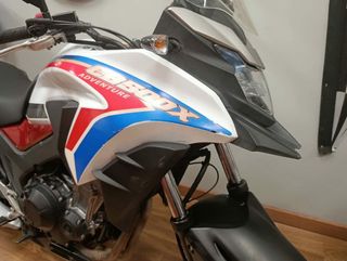 Honda CB500X Negra y Blanca