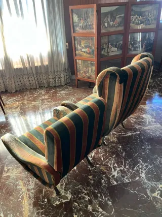 Pareja sillones vintage (1 orejero) tapizado rayas