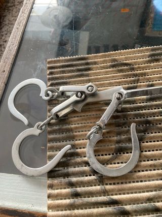 Balanza antigua de metal