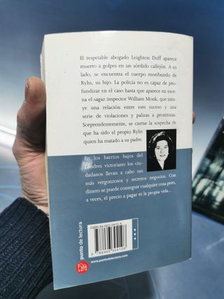 3 libros de la autora ANNE PERRY