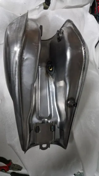 Depósito de gasolina para moto