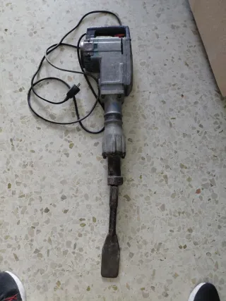 Martillo demoledor Makita ref  1303