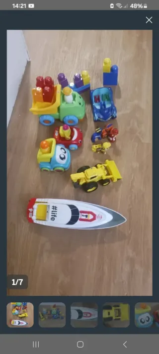 Lote de coches y bloques de construcción