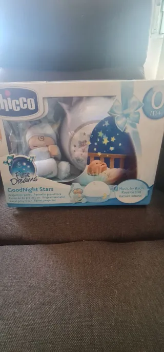 Proyector estrellas y melodías Chicco para bebé