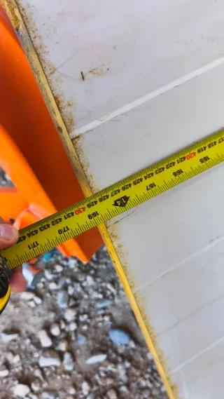 Panel sándwich aislante