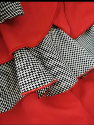 Falda flamenca volantes gris,  rojo