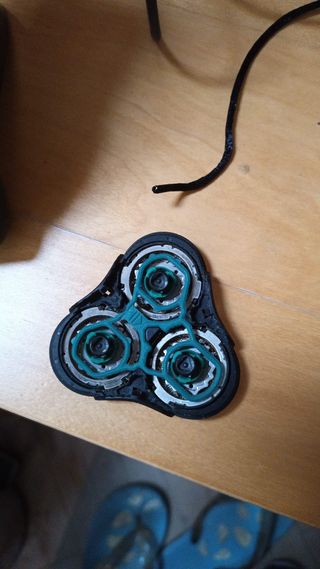 Afeitadora Philips SensoTouch + Base