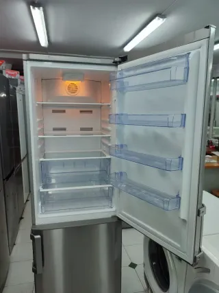 Nevera marca Beko 185/60cm clase A+ con garantía