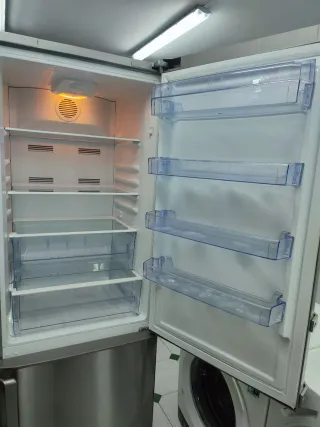 Nevera marca Beko 185/60cm clase A+ con garantía