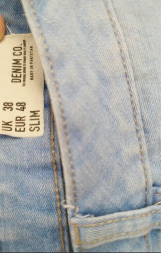 Bermuda hombre azul