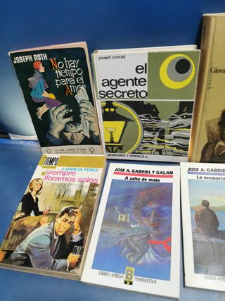 Libros, 13 novelas variadas