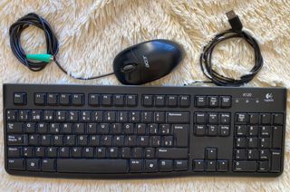 Teclado Logitech K120 con raton Negro