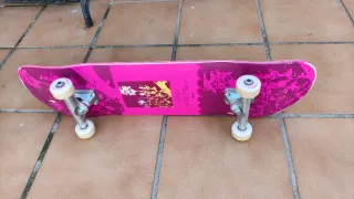 Skate con diseño rosa