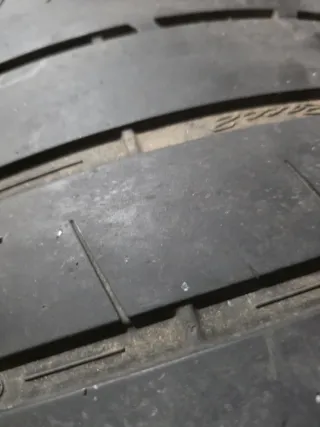 2 Neumáticos Dunlop 325/30 ZR21 108Y