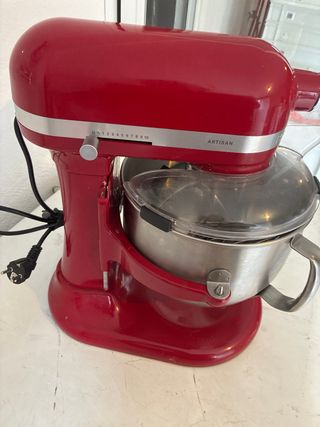 Batidora KitchenAid Roja practicamente nueva