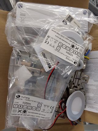 Schildmeyer "Verona LED Armario con Espejo, Ancho 70 cm