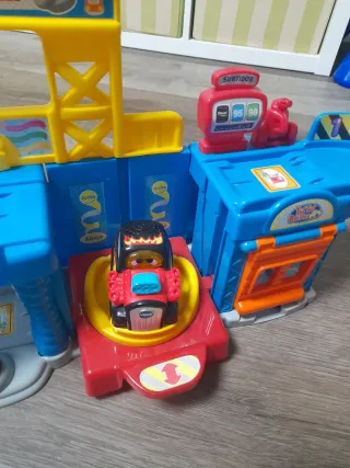 Taller de reparaciones de tuc tuc