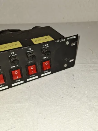 Conector 10 enchufes para efectos