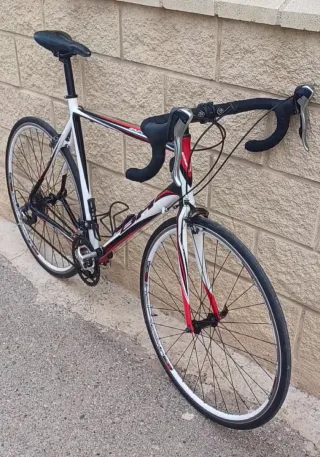 Bicicleta BH Talla 58.