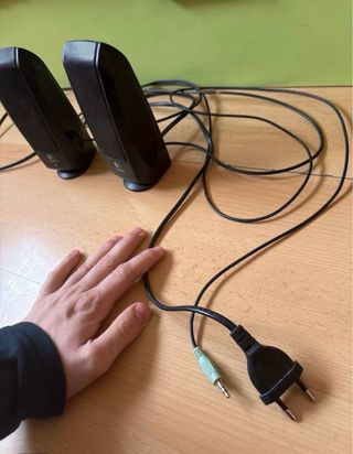 Altavoces Logitech Negros