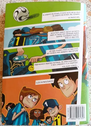 Los Futbolísimos 1: El misterio de los árbitros...