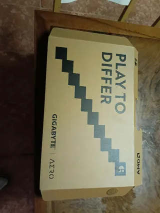 Rtx5070 32gb ram Gigabyte Aerox16