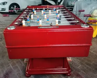 Futbolin. Billar. Diana.