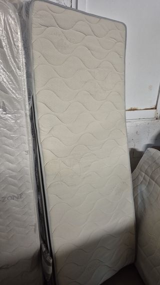 Colchon 75x190 cama individual doble exposición