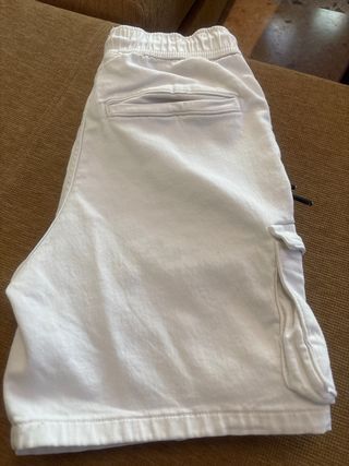 Bermudas cargo chico Bershka blancas
