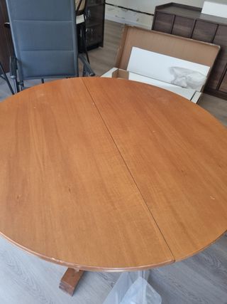 Mesa de comedor extensible de madera