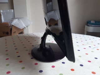 Monitor LG FLATRON E2250V Negro