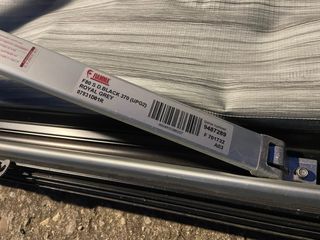 Toldo Fiamma F80s 3.7m (para reparar)