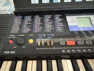 Teclado Yamaha PSR-190