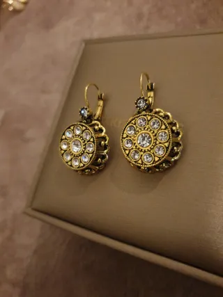 Pendientes Vintage Chapado Oro Caja