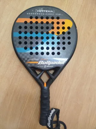 Pala Bullpadel Vertex 03 CTR 22 mas  Funda nox