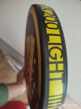 Nueva. Pala pádel Adidas RX200 LIGHT.