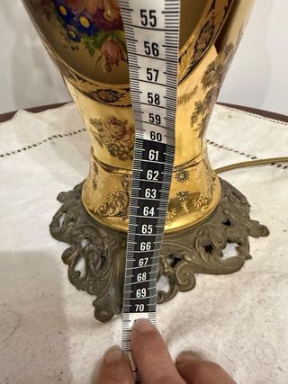 Lampada da tavolo classica in porcellana e vetro