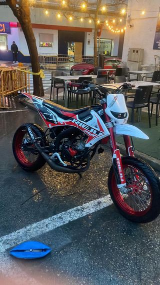 RIEJU 49cc Supermotard Roja y Blanca