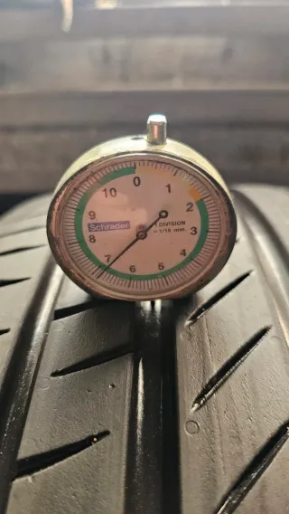 Neumáticos 235 55 17 Continental seminuevos