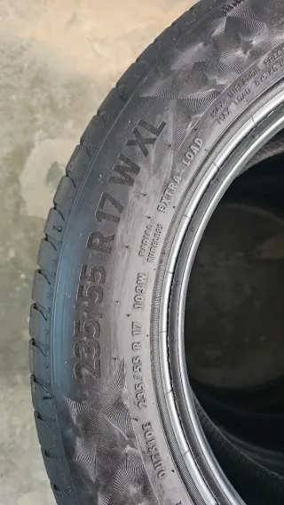Neumáticos 235 55 17 Continental seminuevos