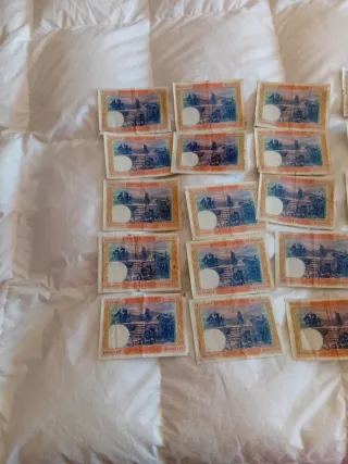 Vendo o cambio billetes antiguo de 100 pesetas de